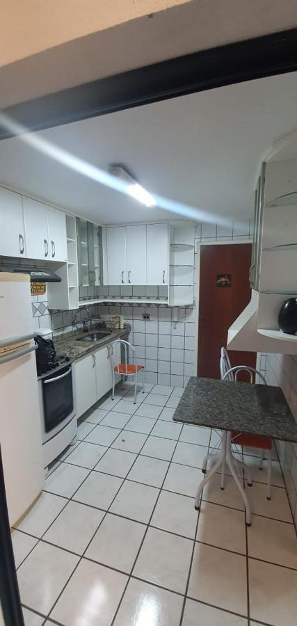 Апартаменти Aconchegante 2 Quartos Com Wifi + 1 Quarto Menor Гуарапарі Екстер'єр фото
